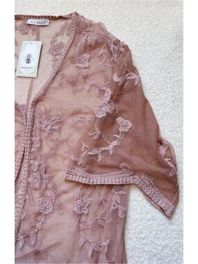 NEW Floral Embroidered Mauve Lace Duster